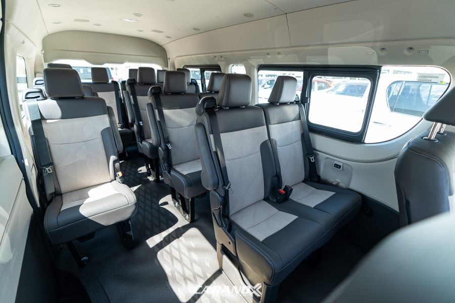 Toyota Hiace 2022